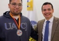 Rector de la UACJ reconoce a estudiante subcampeón en torneo internacional de boxeo en España